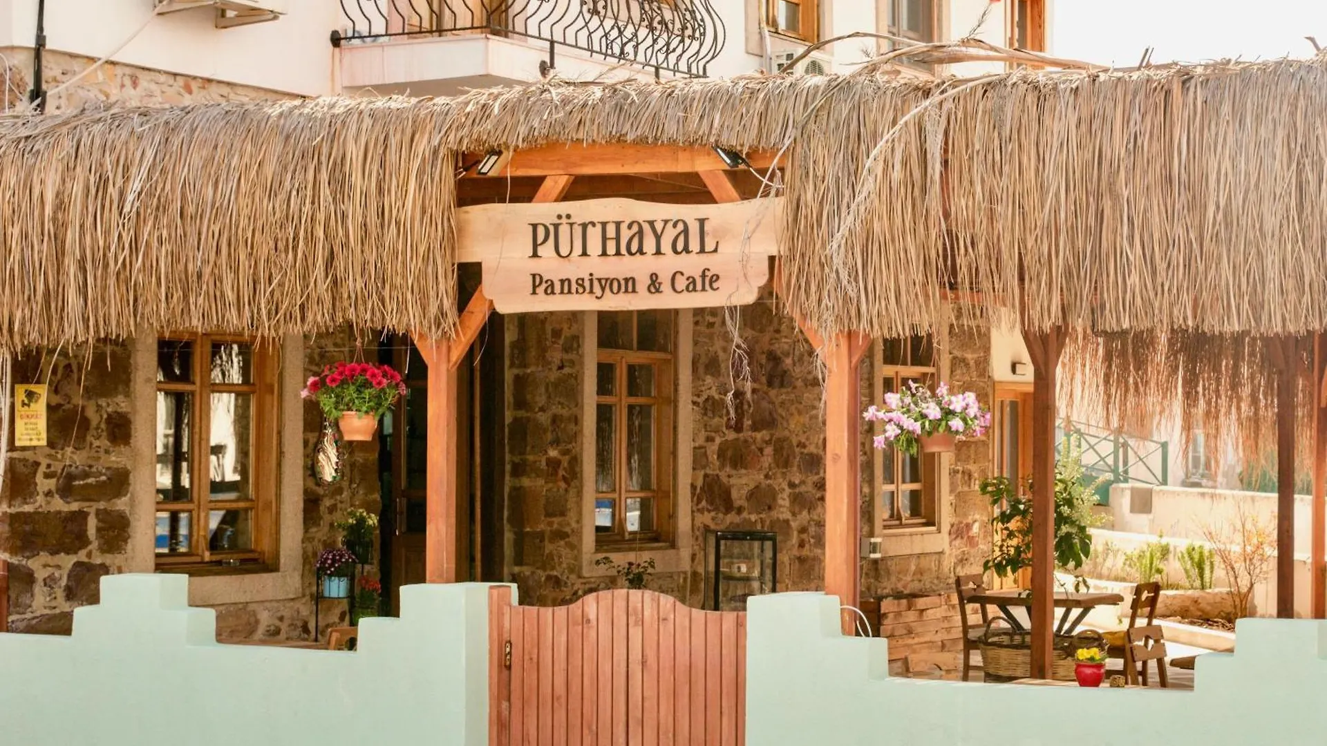 Cesme Puerhayal Pansiyon Hotel