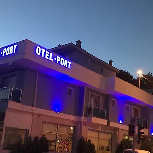 Port Çeşme